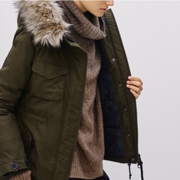 Aritzia Community Parka - Picture 11 of 11